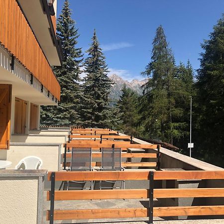 Apartament Etra Close To Piste Sauze D'Oulx Bagian luar foto